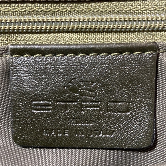 Etro Olive Green Nylon Bag 💚✨ with Leather Trim 👜Vintage vibes - Picture 7 of 7